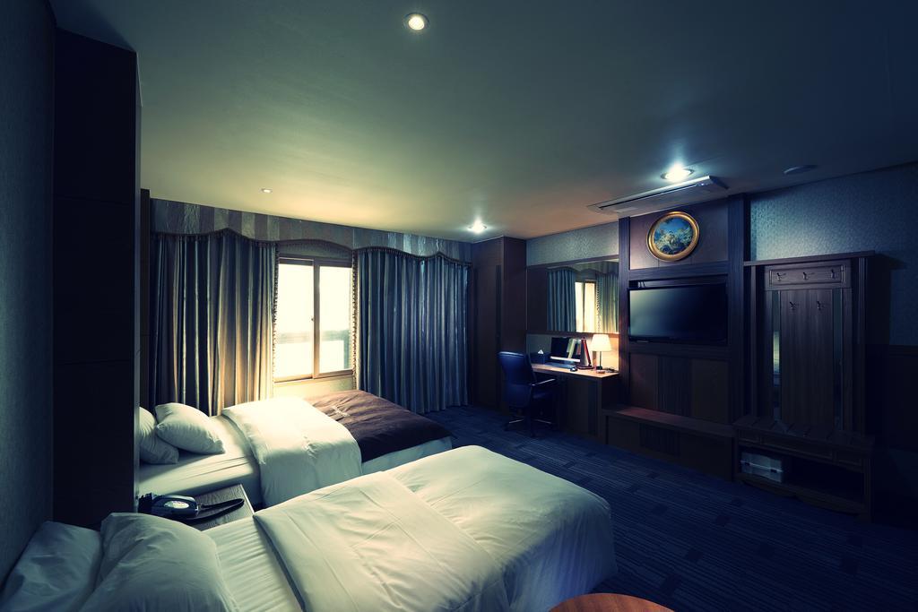 Benikea Premier Hotel Siheung Esterno foto
