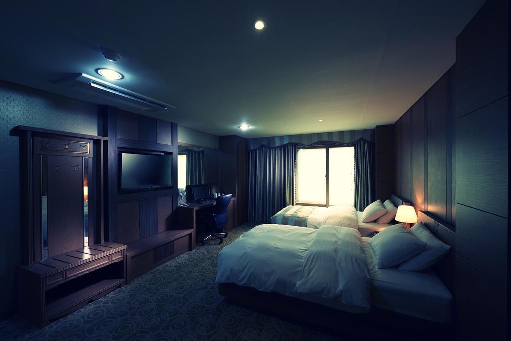 Benikea Premier Hotel Siheung Esterno foto