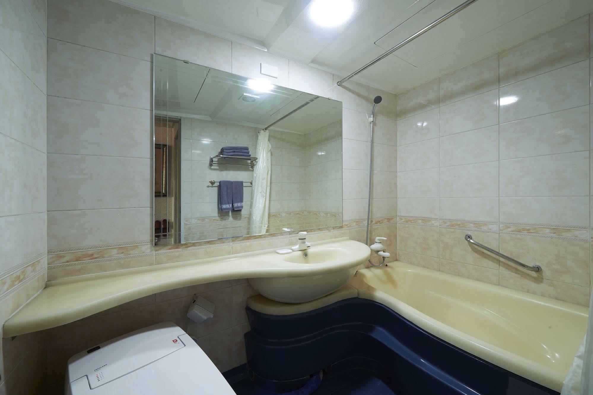 Benikea Premier Hotel Siheung Esterno foto